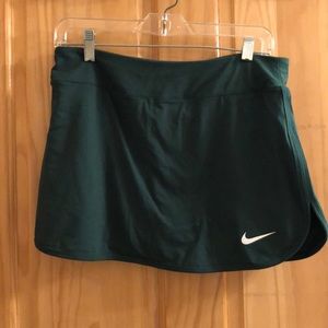 Nike Hunter Green Tennis Skirt